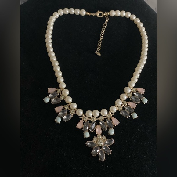 Jewel Accented Pearl Necklace - Picture 5 of 6